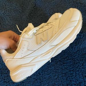 NWOT New Balance Dad Shoes